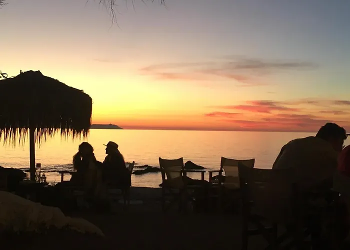 Emmanuel's Cozy House דירה חאניה